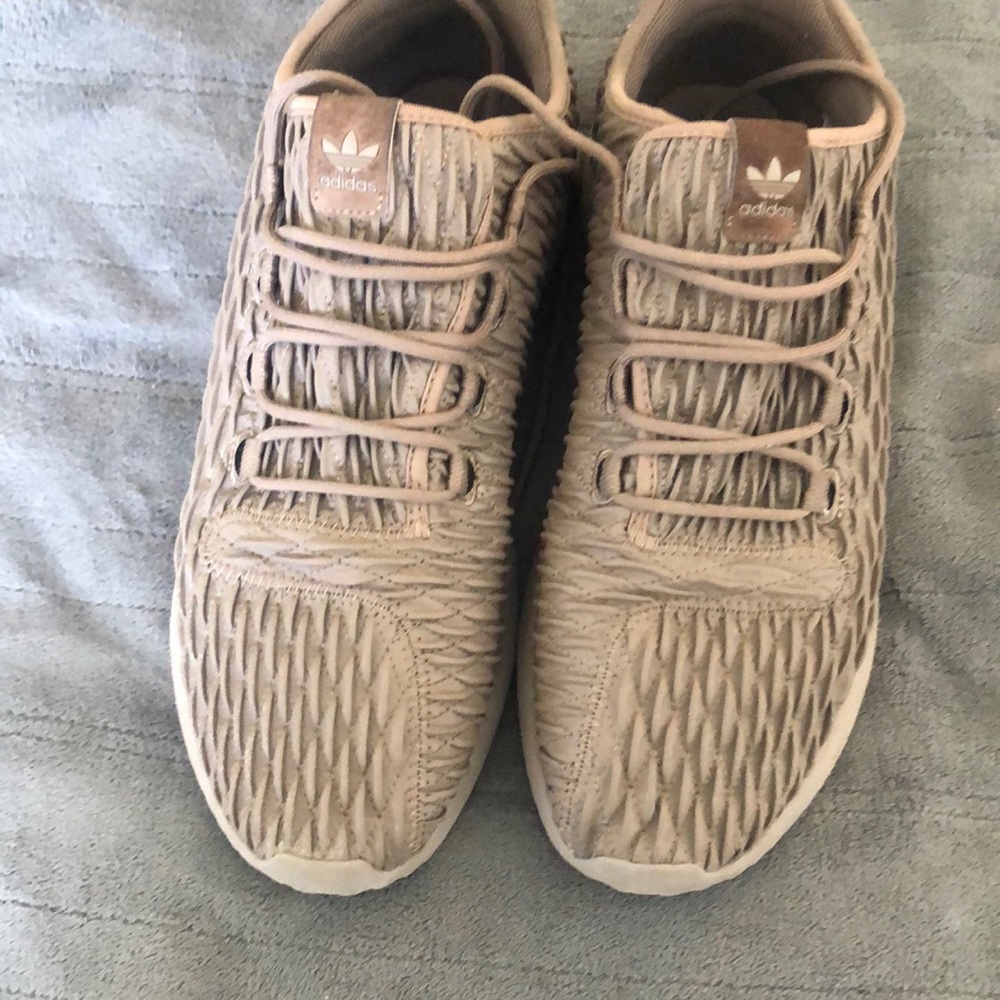 Adidas tubular shadow Tan